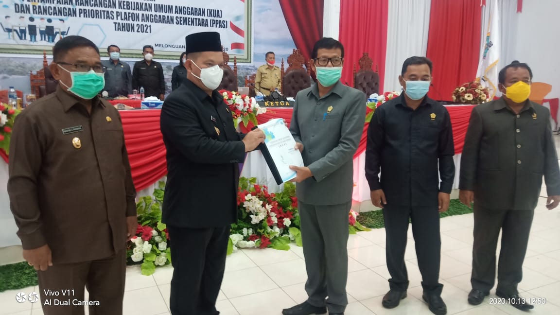 E2L-Mantap Serahkan Dokumen KUA PPAS ke DPRD